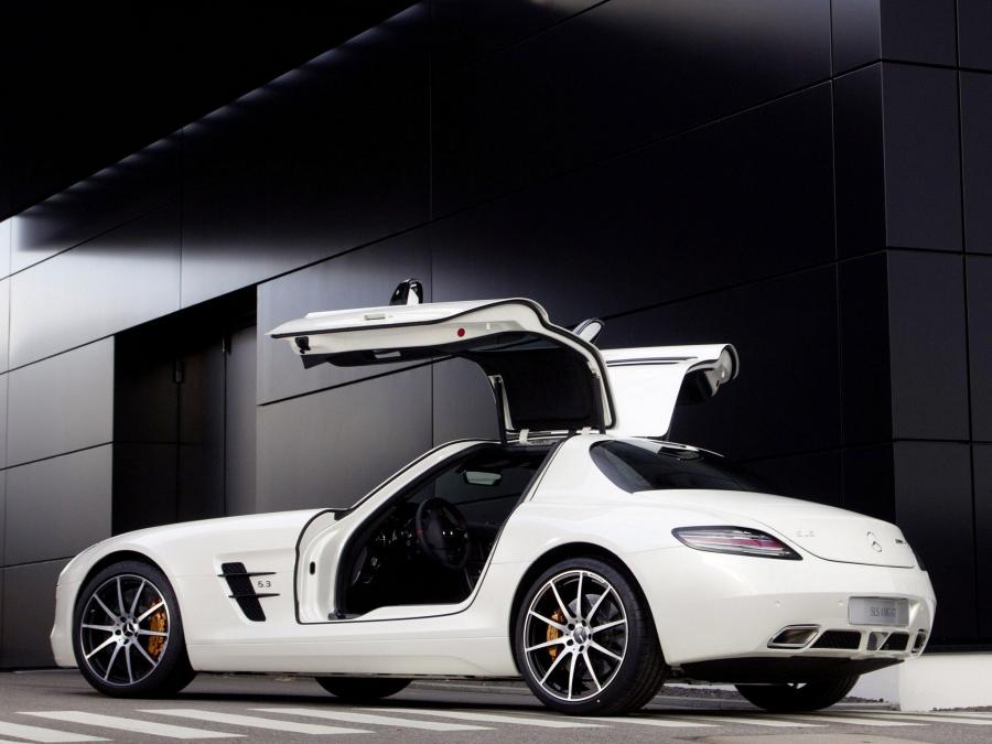  Mercedes-Benz SLS AMG GT 2012 года  (фото 11 из 12)